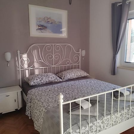 Apartments Merlin Novigrad  Екстер'єр фото