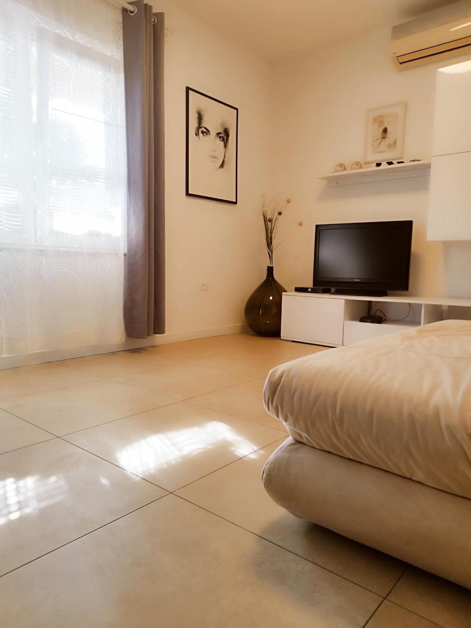 Apartments Merlin Novigrad  Екстер'єр фото